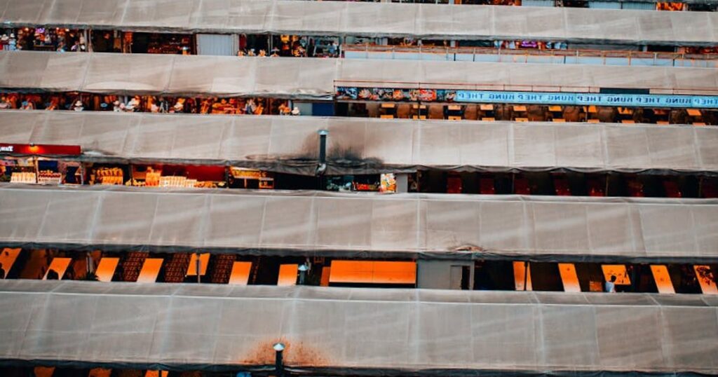Bangkok vom Wasser aus: Warum eine versteckte Khlong-Tour dein cleverster Move ist