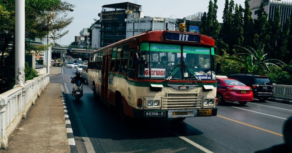 Tagesausflüge ab Bangkok: 5 unterschätzte Orte, die dein Reisebudget lieben wird