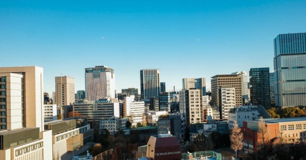 Versteckte Fotospots in Tokio: 7 Tricks für geniale Bilder ohne Menschenmasse und Eintritt